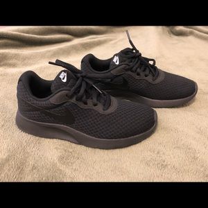 ❌⭕️❌⭕️nike shoes.